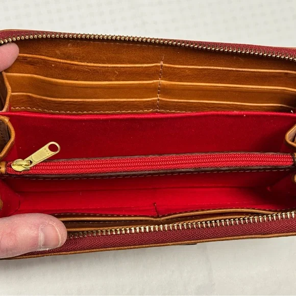 Dooney & Bourke Natural Florentine Wallet/Clutch, Stunning! - Picture 5 of 6